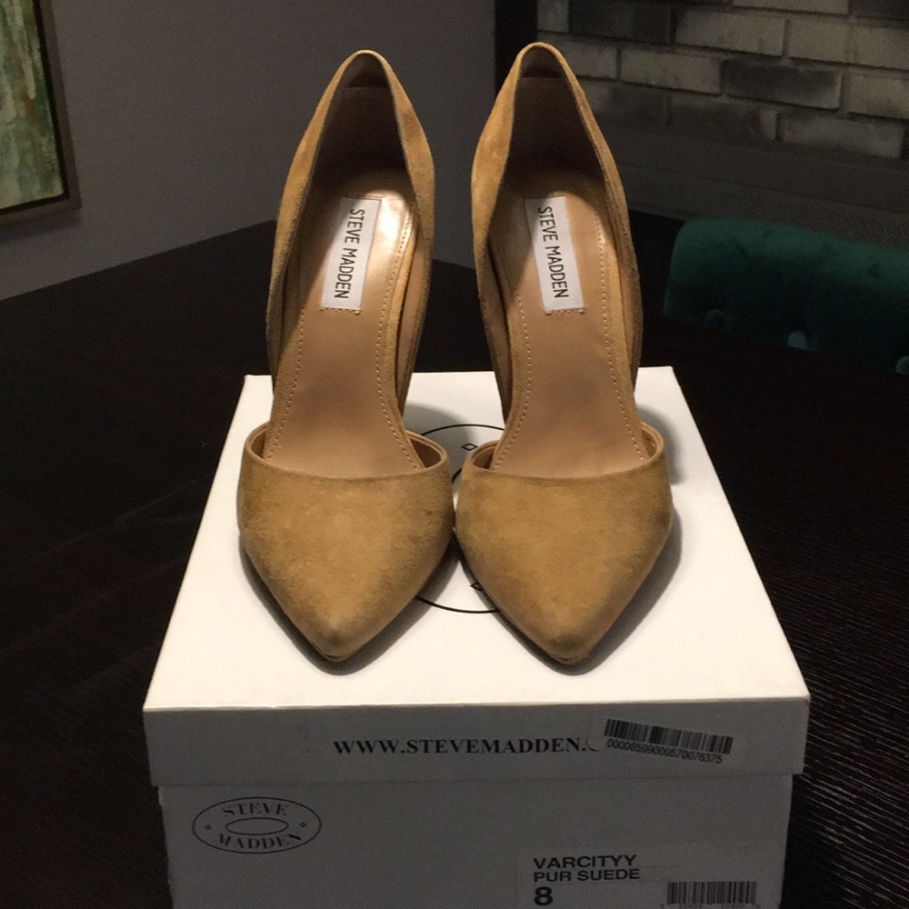 Steve Madden Varcitty Tan Suede Pump Sz 8
